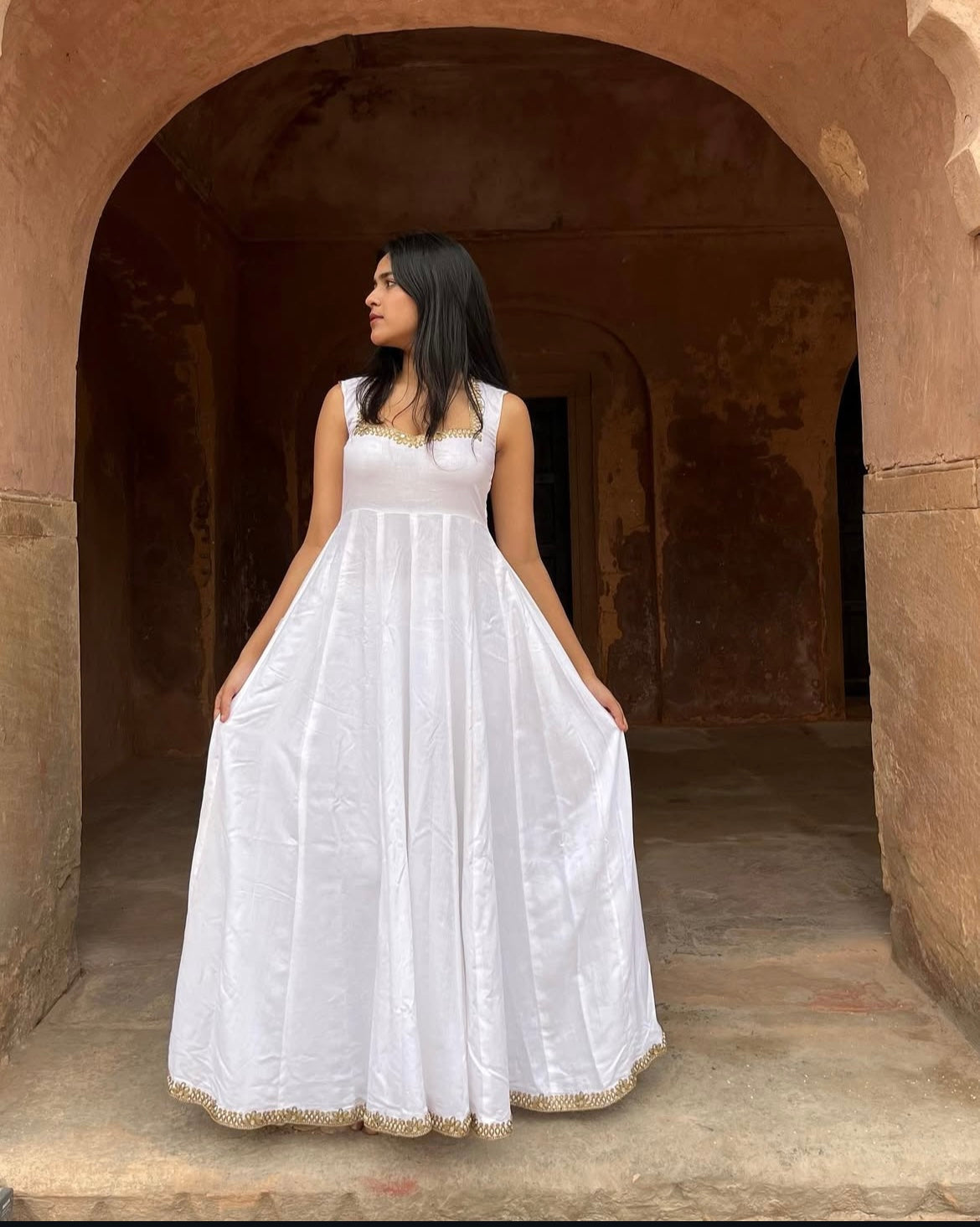 White Anarkali